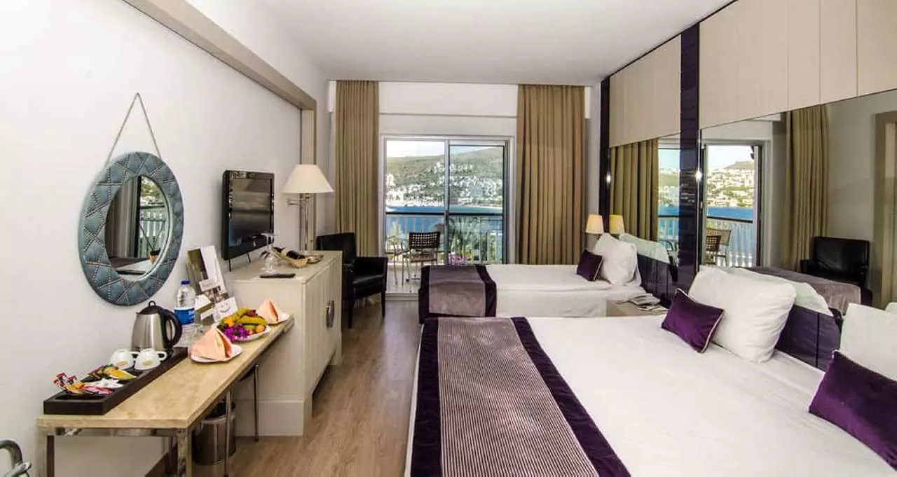 BAIABODRUM_SHABAVIZ (6).jpg